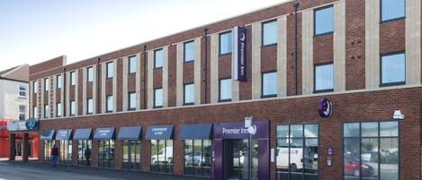 المنشأة من الخارج