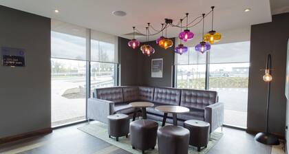 Premier Inn Slough West - Slough Trading Estate