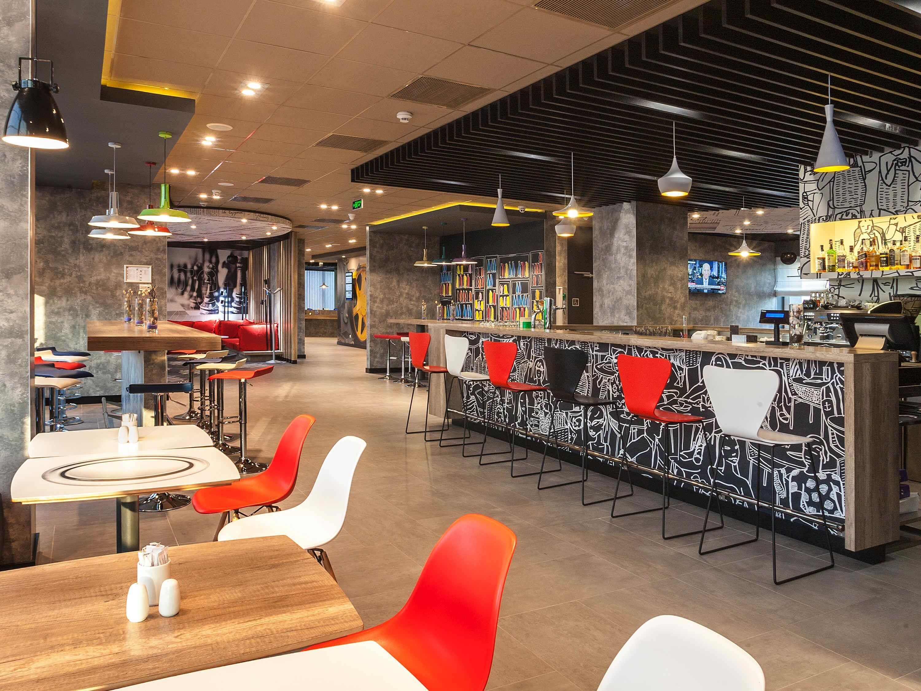 Bar (in der Unterkunft)