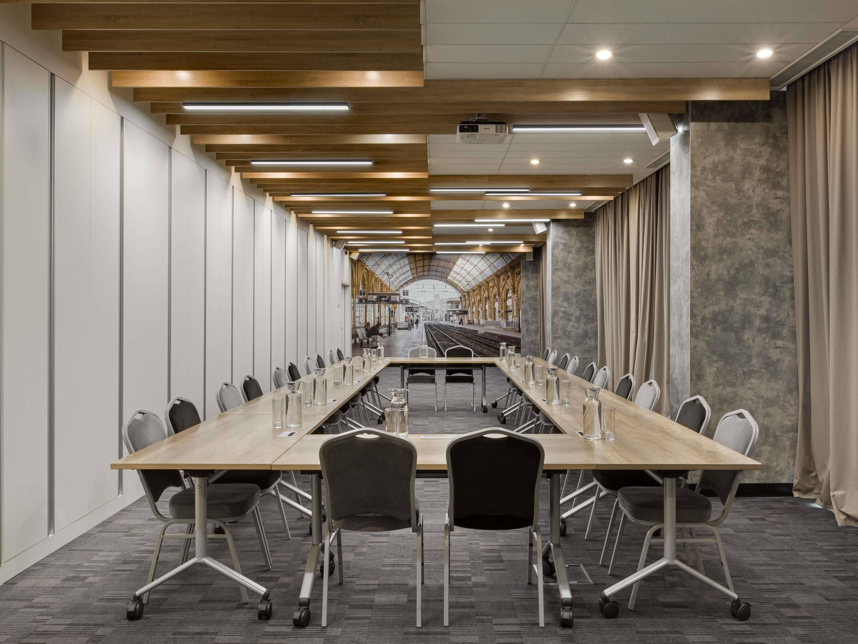 Meeting facility