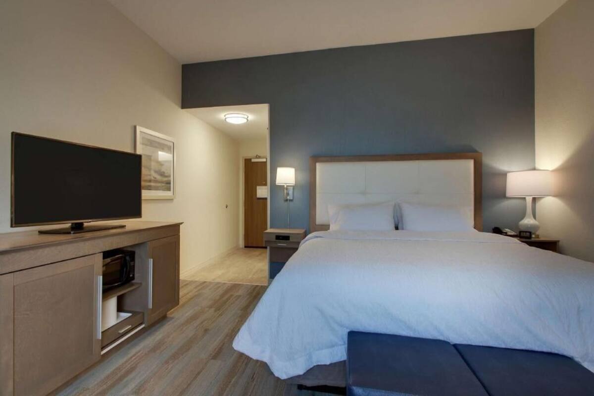 In-room safe, blackout drapes, iron/ironing board