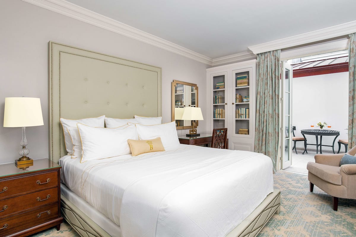 1 habitación, ropa de cama de alta calidad y minibar