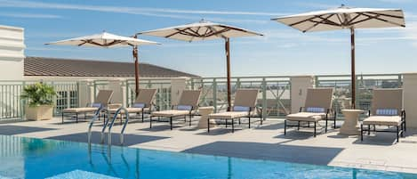 Outdoor pool, cabanas (surcharge), pool umbrellas