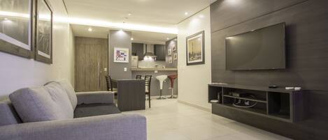 Apartment (363) | Living room | Fireplace