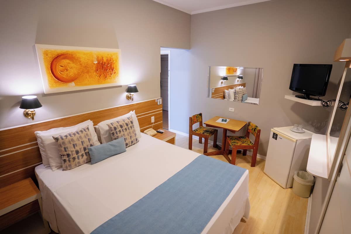 SUPERIOR CASAL STANDARD | 2 Schlafzimmer, Minibar, Zimmersafe, Schreibtisch