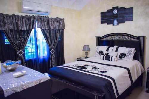 Villa de lujo, 3 habitaciones, 2 baños | 3 habitaciones y sábanas de algodón egipcio