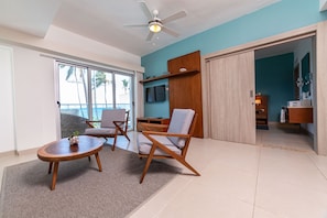 Apartment, 1 Bedroom, Ocean View | Living area