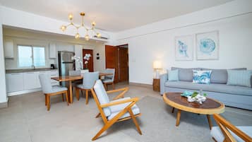 Apartment, 2 Bedrooms, Garden View | Living area | Plasma TV