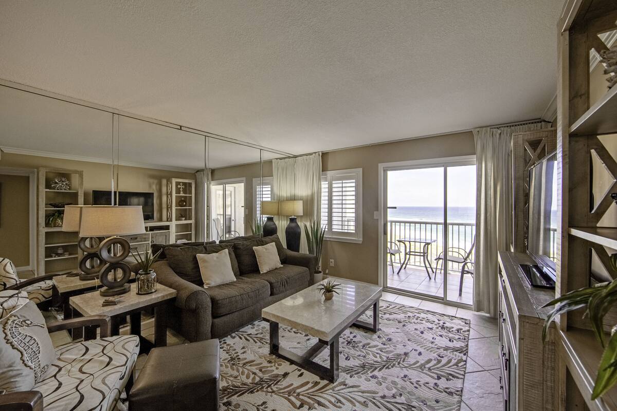 Condo, 1 Bedroom, Ocean View (Decor varies by unit) | Living area | Flat-screen TV, DVD player