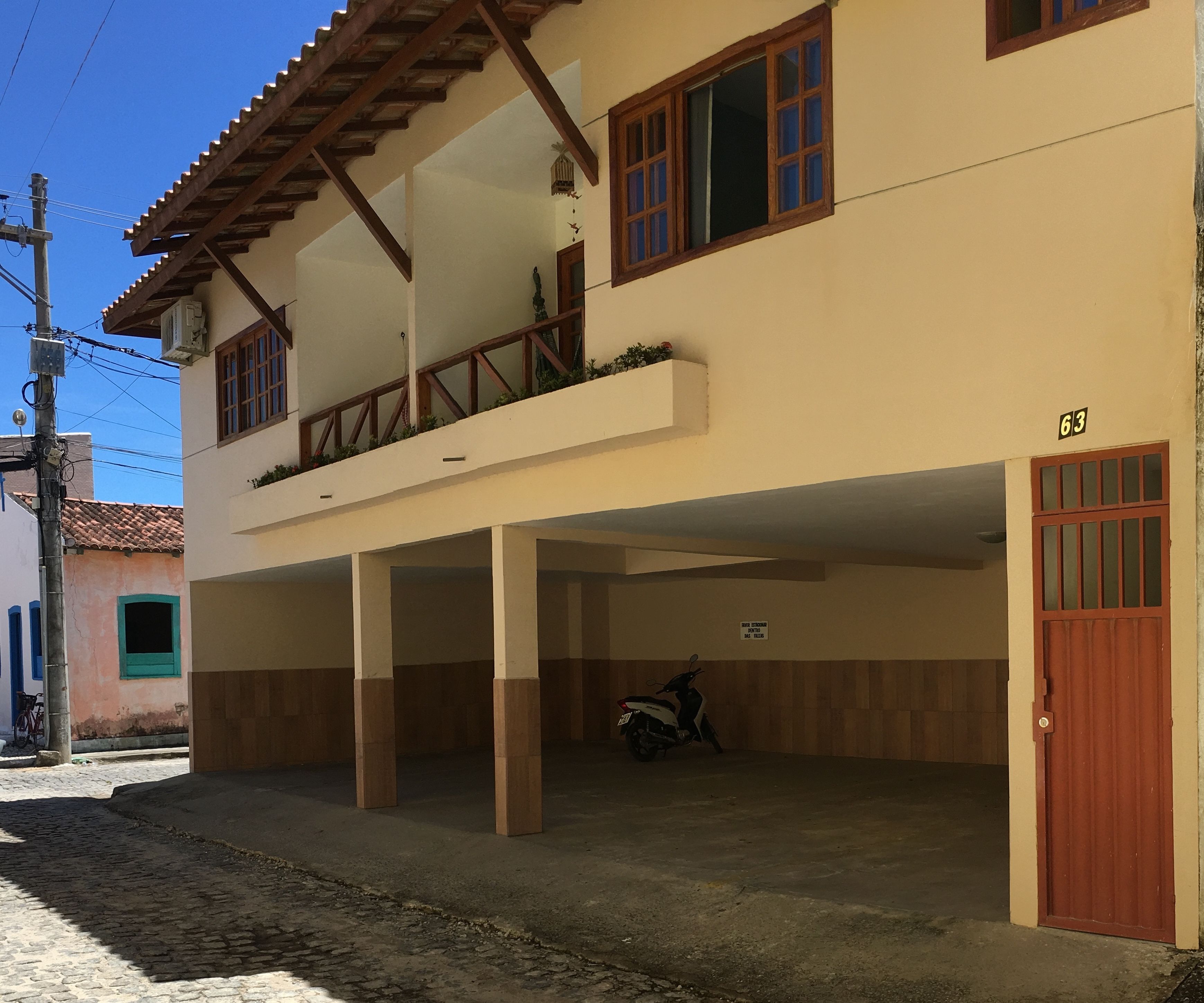 Loft conforto, 1 quarto, cozinha, em edifício anexo | Frigobar, Wi-Fi de cortesia, roupa de cama