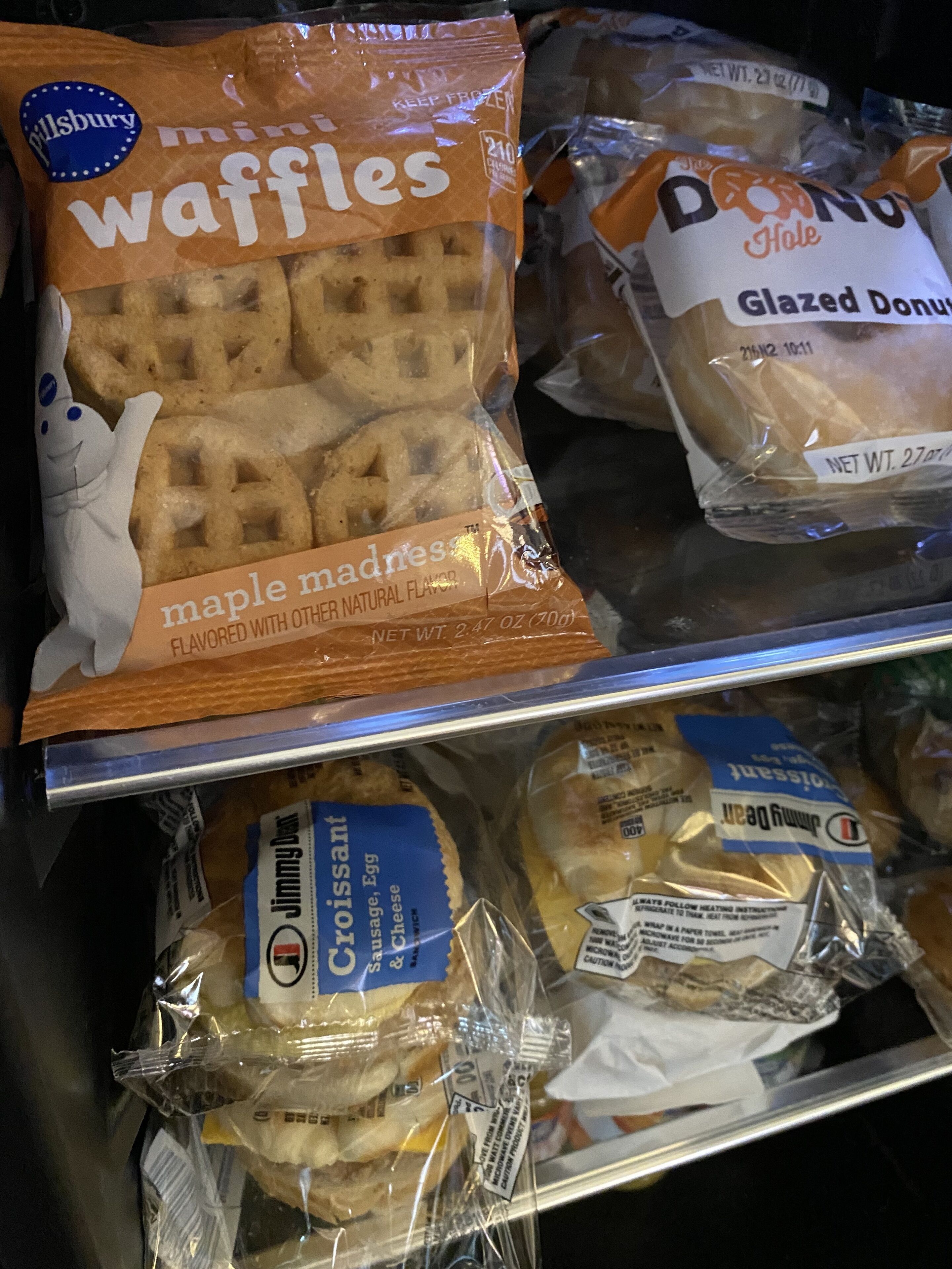 free continental breakfast