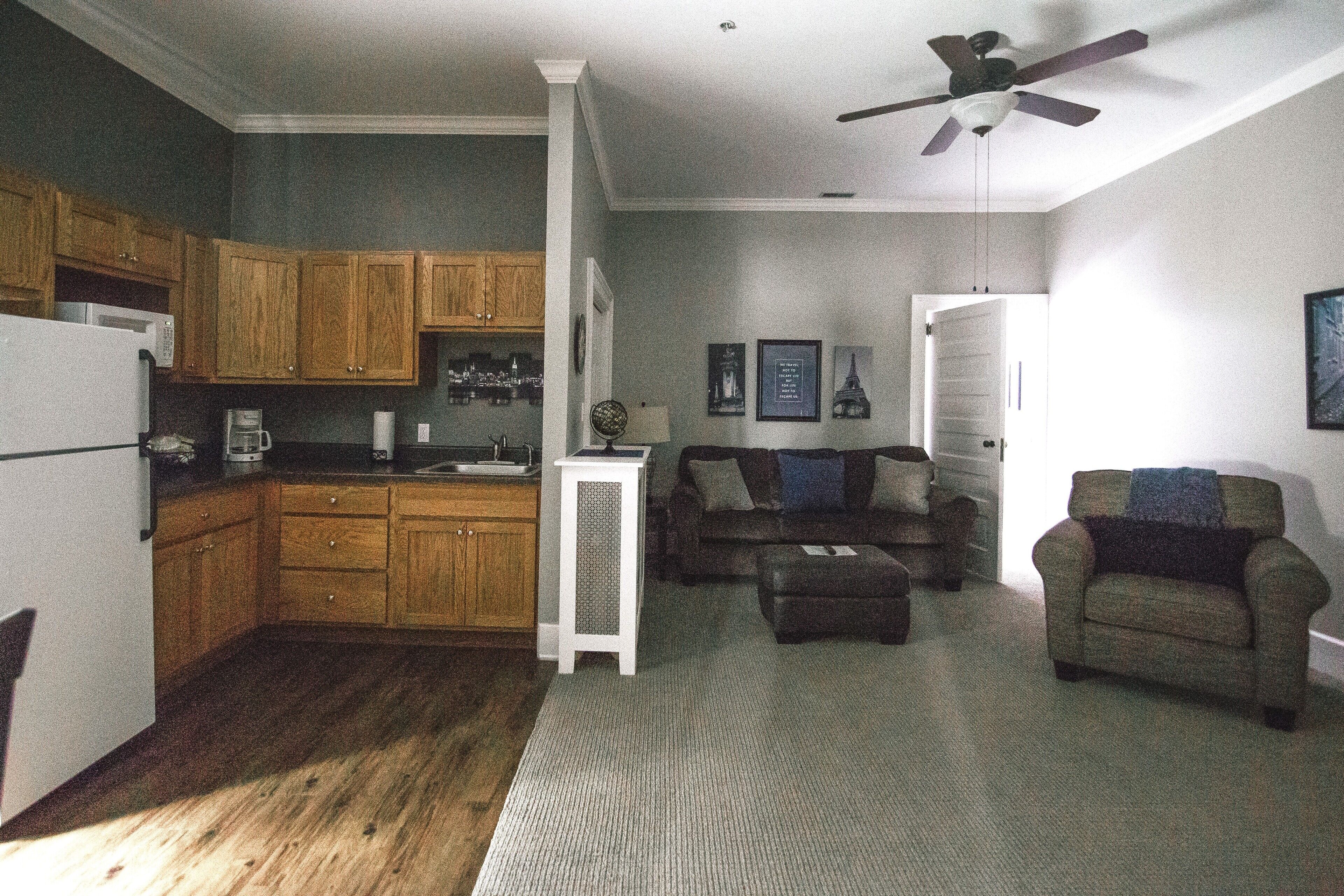 suite, 2 queen beds, non smoking, kitchenette | private kitchenette | fridge, microwave, cookware/dishes/utensils