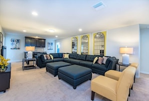 Apartment, Multiple Bedrooms | Living room