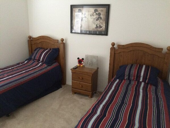 Room - LP302 (Davenport)