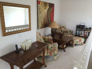 Apartment, Multiple Bedrooms | Living area