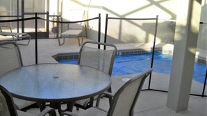 Appartement, plusieurs chambres | Terrasse/Patio