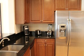 Apartemen, beberapa kamar | Dapur pribadi