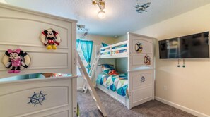 Apartment, Multiple Bedrooms