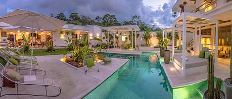 Outdoor pool, sun loungers