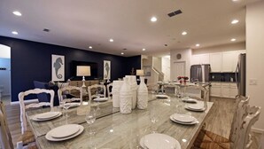 Apartment, Multiple Bedrooms | In-room dining - Solterra Resort-5248XOAJGIL (Davenport)