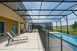 Apartment, Multiple Bedrooms | Terrace/patio - 5229 Oakbourne Avenue (Davenport)