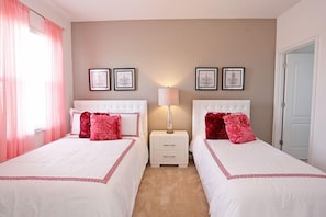 Apartment, Multiple Bedrooms