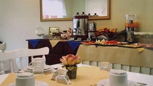 Frokostbuffé er inkludert hver dag