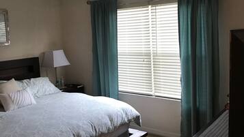 2 habitaciones, tabla de planchar con plancha y wifi gratis