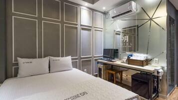 Standard Room | Frette Italian sheets, premium bedding, down comforters