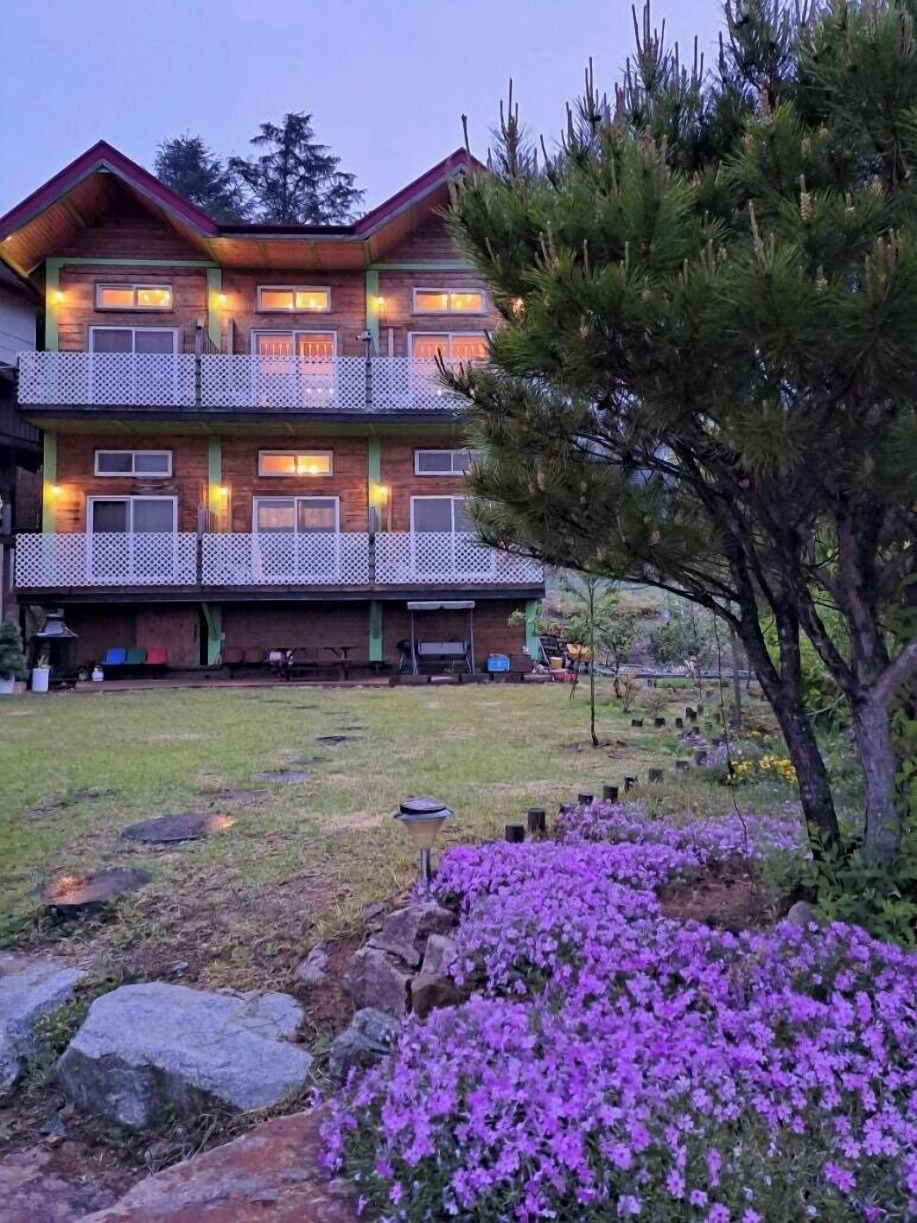 Fachada de la propiedad