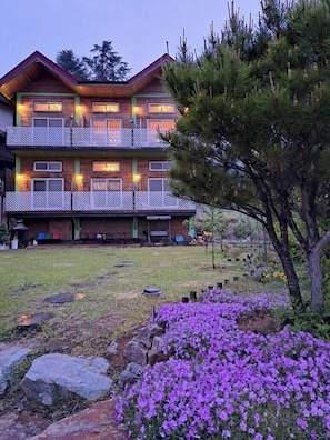 Front of property - Daegwanryeong Genie House (Pyeongchang)