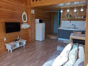 Standard-Zweibettzimmer | Verdunkelungsvorhänge, kostenloses WLAN