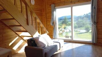 Standard Twin Room | Blackout drapes, free WiFi