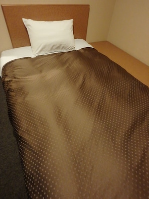 Escritorio y espacio para trabajar con laptop