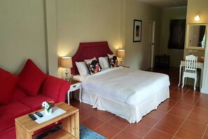 Deluxe Double Room - Palazzo Pavone Gallery & Resort (Pak Chong)