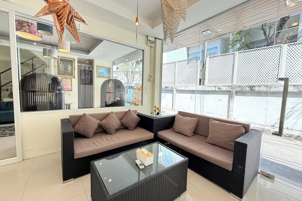 Bangkok River Loka Hotel