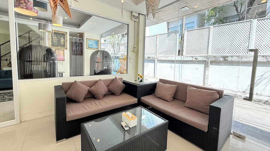 Bangkok River Loka Hotel