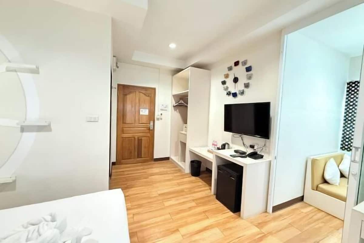 Frigobar, cofres nos quartos, Wi-Fi de cortesia, roupa de cama