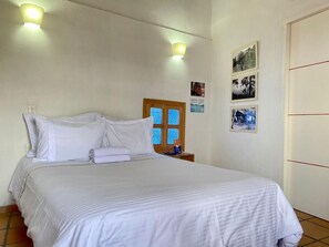 Standard-Doppelzimmer | Hochwertige Bettwaren, Zimmersafe, individuell dekoriert