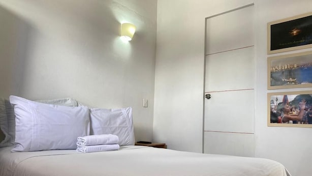 Kamar Single | Seprai premium, brankas, setrika/meja setrika, dan Wi-Fi gratis