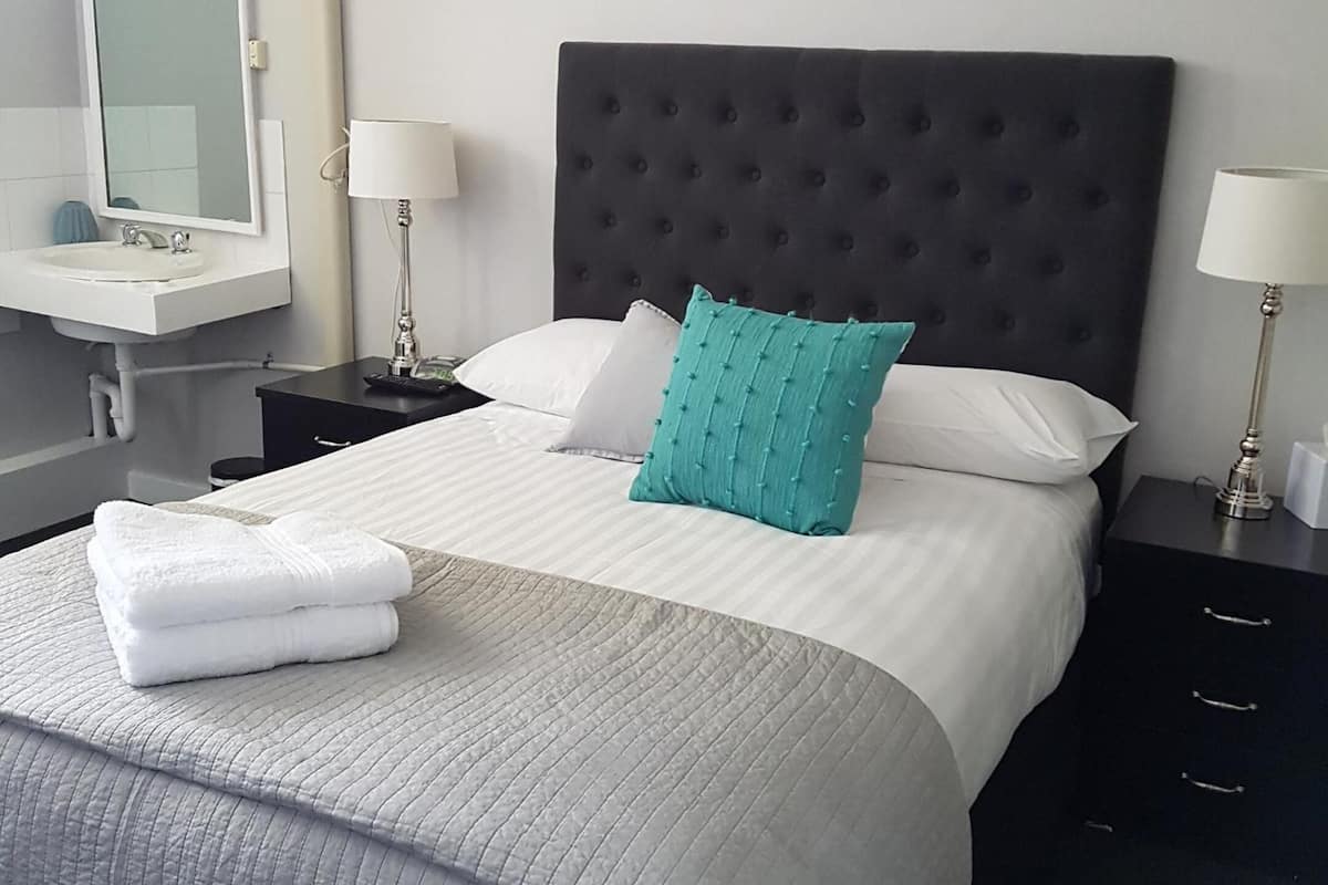 desk, iron/ironing board, free wifi, bed sheets