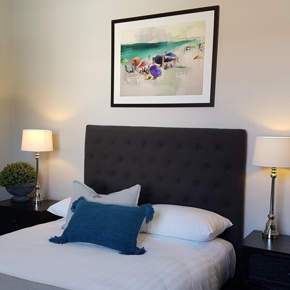 Desk, iron/ironing board, free WiFi, bed sheets