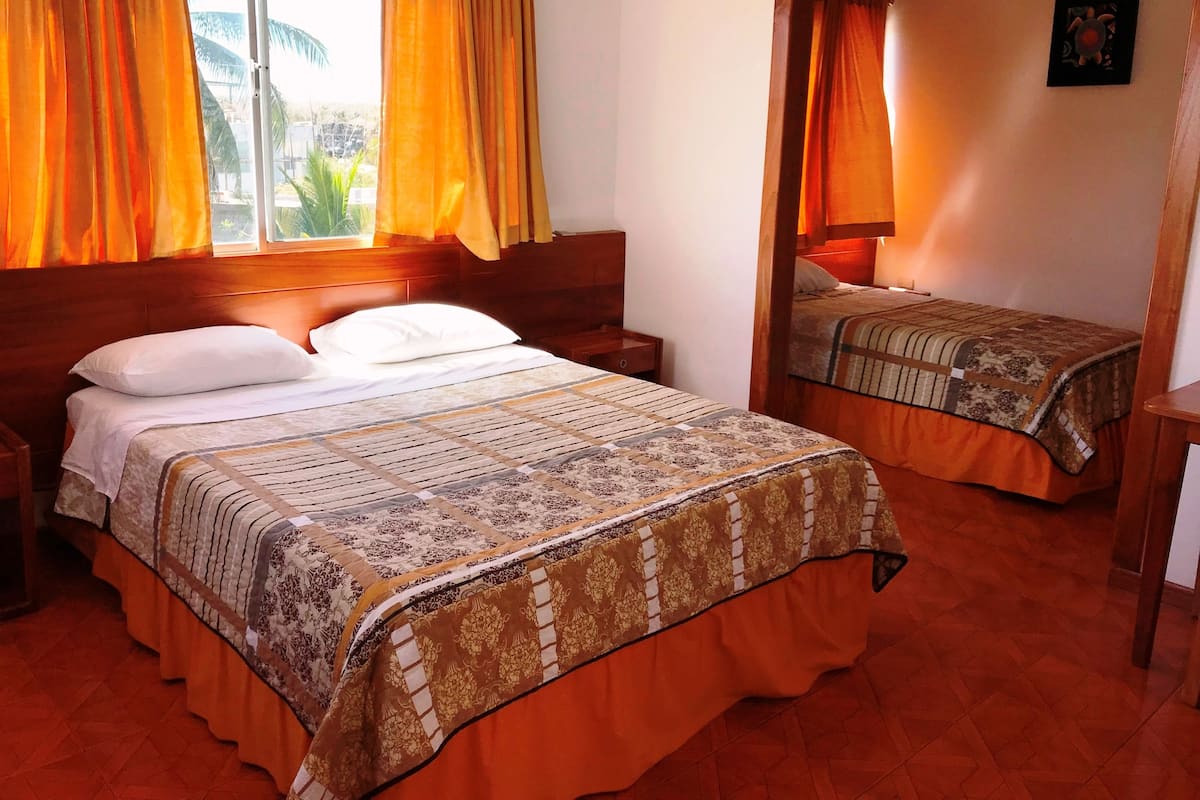 Standard Triple Room, 1 Bedroom, Refrigerator, Tower | WiFi (free), bed sheets