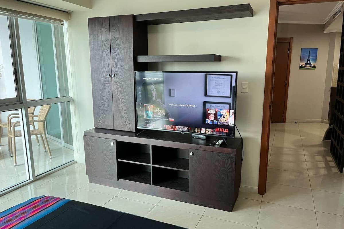 Superior Suite, 1 Bedroom | Premium bedding, cribs (surcharge), WiFi (free), individually decorated