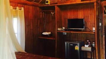 Bungalow | Room amenity
