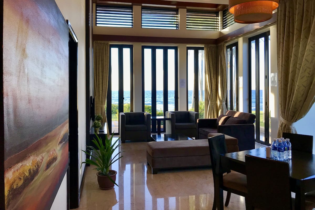 Vila, 2 kamar tidur, kolam renang pribadi, pemandangan samudra | Area keluarga | Televisi layar datar 40-inci dengan saluran TV kabel dan TV