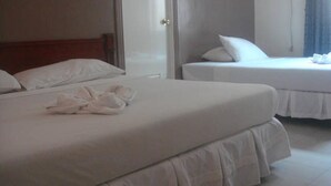 Room - Balibago Villa Hotel (Angeles City)