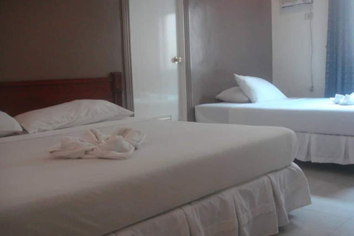 In-room safe, desk, soundproofing, iron/ironing board (on request)