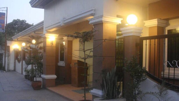 Property entrance - Balibago Villa Hotel (Angeles City)