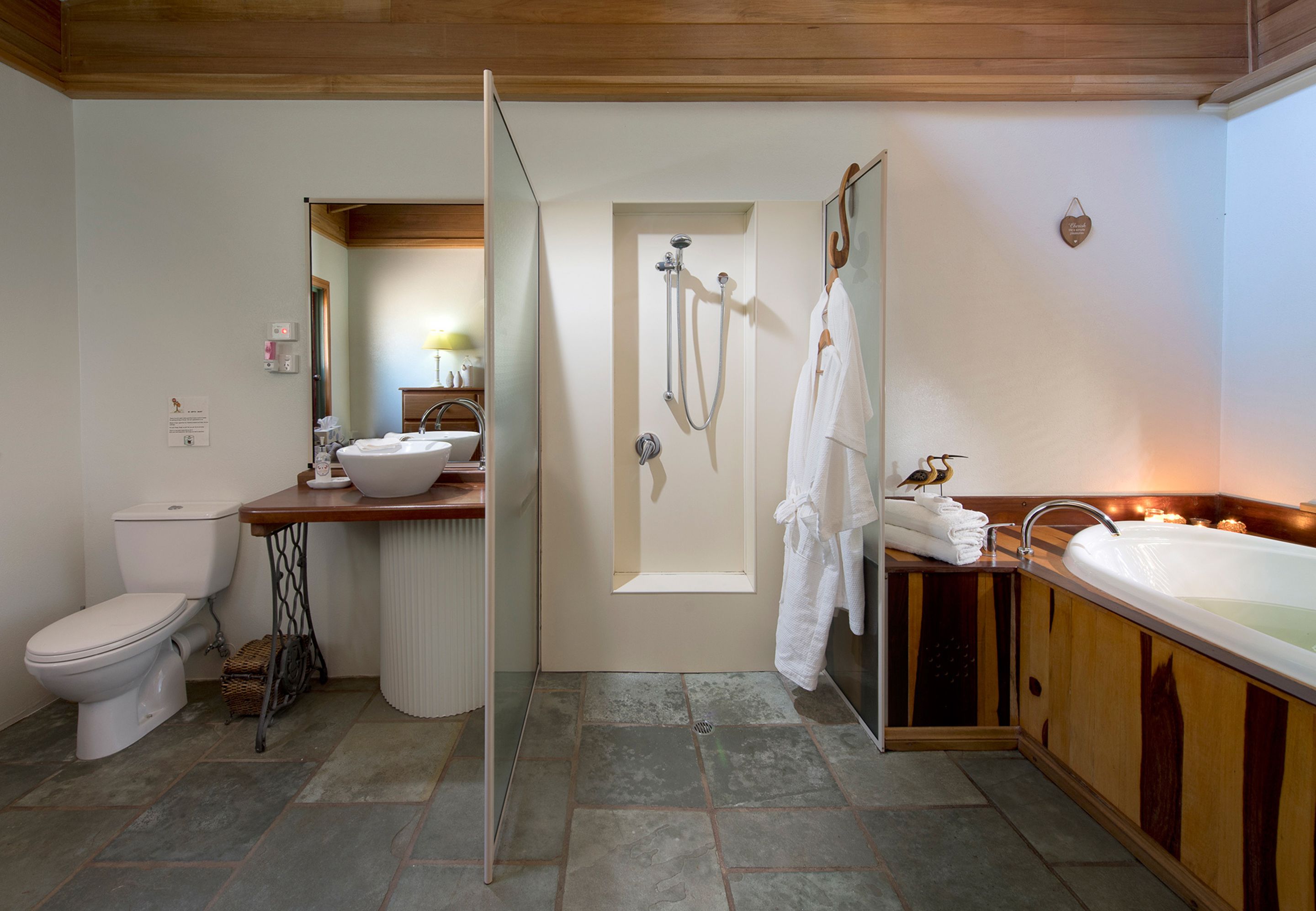 Exclusive Studio, 1 Bedroom, River View | Bathroom | Separate bathtub and shower, jetted bath, rainfall showerhead